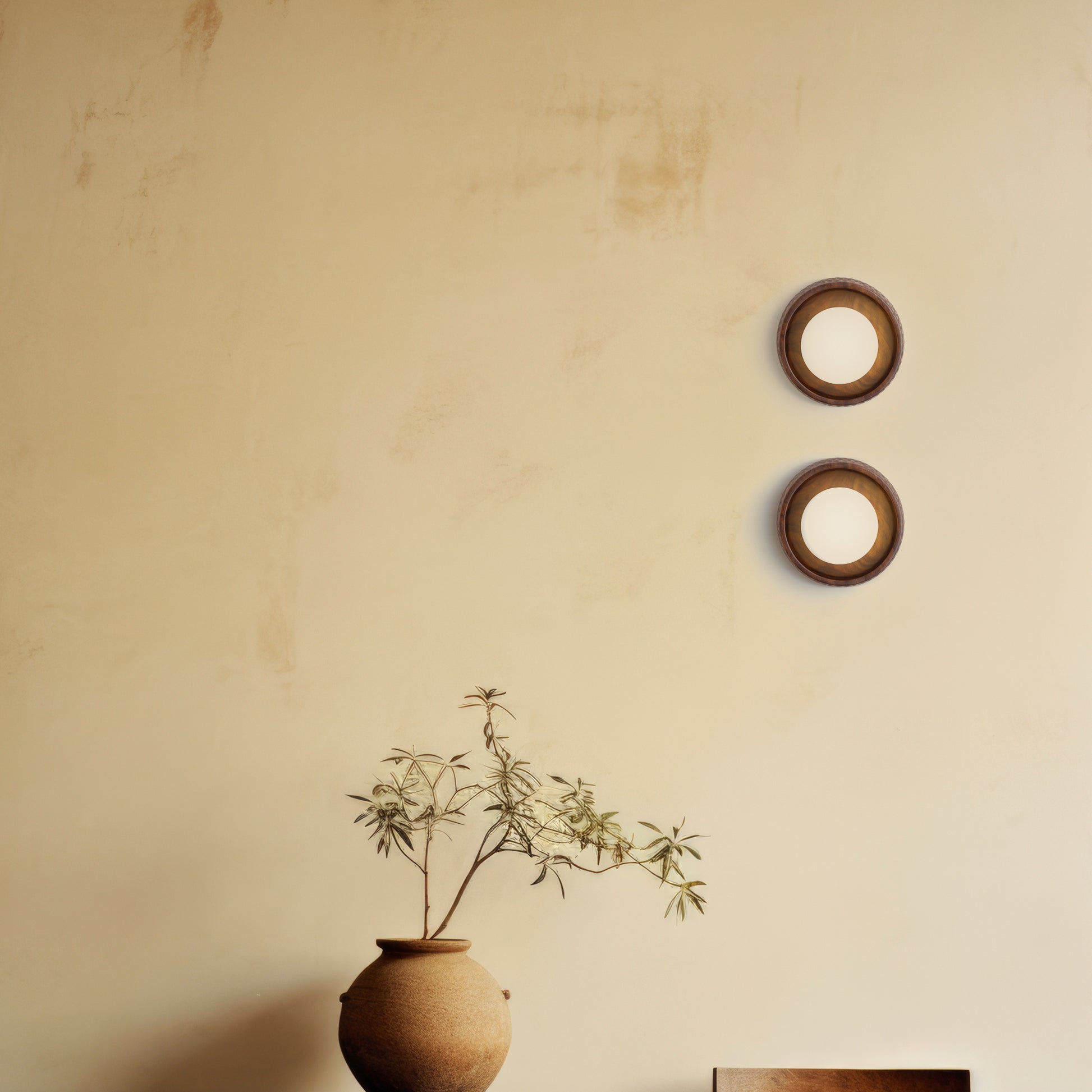 Orba Wooden Wall Lamp